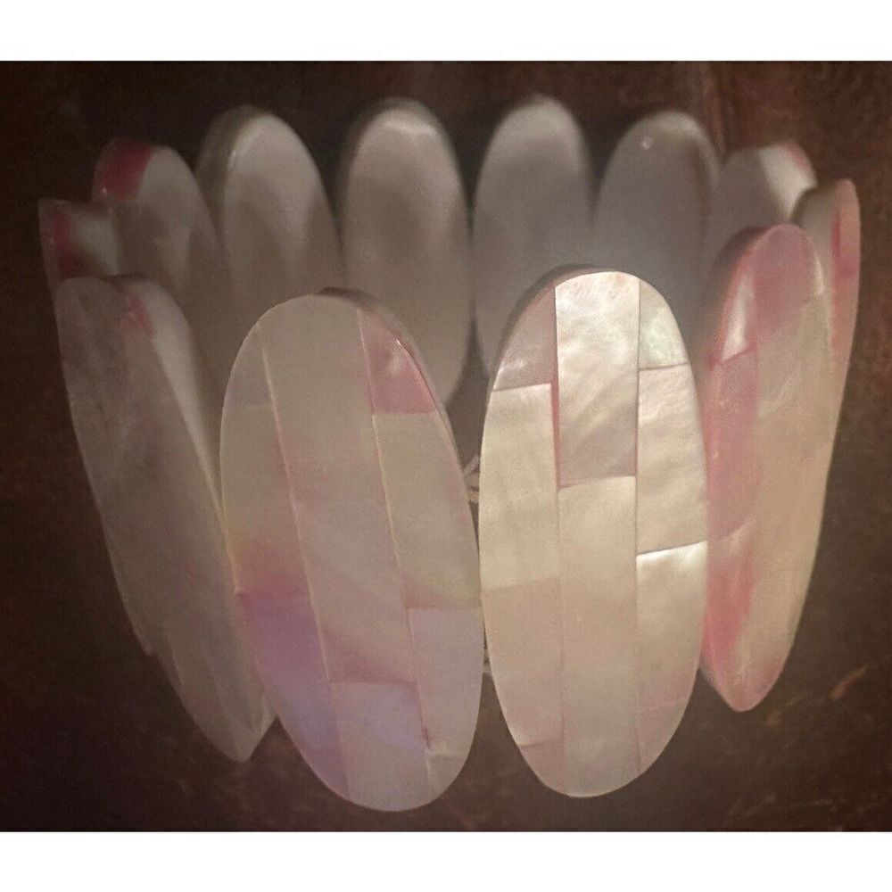 Pink Mother Of Pearl Stretch Bracelet 7.5”